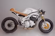 Bản độ Triumph Speed Triple lấy cảm hứng “siêu du thuyền“