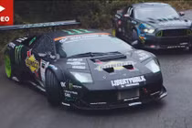 “Lác mắt” xem Ford Mustang đấu drift với Lamborghini 