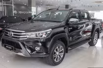 Toyota Hilux 2017 bản nâng cấp “chốt giá” 469 triệu đồng