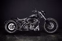 Ngắm Harley-Davidson Heart Breaker độ "siêu ngầu" của dân chơi Nhật