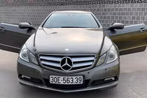 Mercedes-Benz E350 Coupe dùng 10 năm, bán 860 triệu ở Sài Gòn