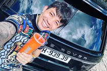 Minh Nhựa khoe Range Rover SVAutobiography chục tỷ biển "thần tài nhỏ"