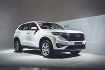 Haval H6 PHEV 2022 - chạy được 201km không cần "uống" xăng