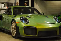 "Soi" Porsche 911 GT2 RS cá nhân hóa độc nhất tại Canada