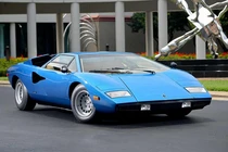Lamborghini Countach Periscopica gương chiếu hậu “kính tiềm vọng”