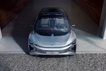 Xe SUV điện quái dị của Trung Quốc đòi đấu Tesla