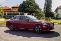 Cận cảnh xe sang giá rẻ Mercedes-Benz C 180 tại Việt Nam