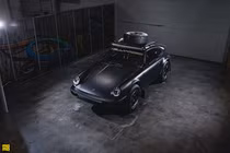 Porsche 911 Safari độ từ KMR bán ra tới 9,7 tỷ đồng