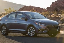 Hyundai Accent 2018 giá "siêu rẻ" chỉ từ 340 triệu đồng