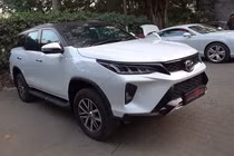 “Mục sở thị” Toyota Fortuner bọc thép chống đạn, nặng hơn 1,5 tấn