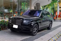 Rolls-Royce Cullinan Black Badge “hàng hiếm”, hơn 32 tỷ ở Sài Gòn