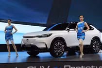 Cận cảnh Honda HR-V 2023 chạy điện vừa "chào hàng" tại Đông Nam Á