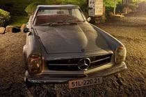 "Xế cụ" Mercedes-Benz 250SL siêu độc của ông Đặng Lê Nguyên Vũ