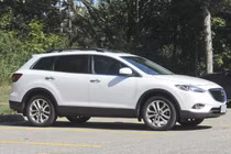 Mazda triệu hồi hơn 200 nghìn xe ôtô dính lỗi túi khí 