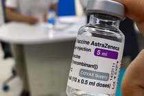 Vắc xin Covid-19: TP HCM được phân bổ nhiều hơn Hà Nội