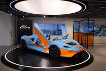 Siêu xe không mui McLaren Elva hơn 42 tỷ đồng đến Hồng Kông