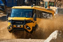 Torsus Praetorian 4x4 - xe buýt off-road “bá đạo” nhất hành tinh