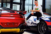 Đại gia Minh nhựa tậu Aston Martin V8 Vantage gần 15 tỷ đồng