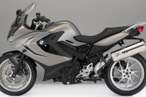 Loạt “hàng hot” của BMW Motorrad 2016 bắt đầu lộ diện