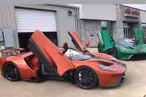 Sơn mới Ford GT 2017 phải chi gần 700 triệu đồng