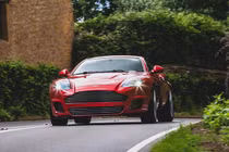 Aston Martin Vanquish 25 mới "lộng lẫy" hơn nhờ Callum Designs 