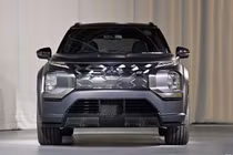 Mitsubishi Outlander Ralliart 2024 mạnh gần 300 mã lực sắp ra mắt