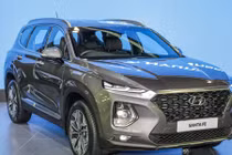 Hyundai Santa Fe 2019 chốt giá từ 1 tỷ đồng tại Malaysia