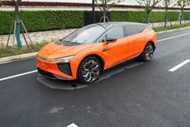 Human Horizons HiPhi X chạy điện hơn 2,8 tỷ đồng tại Trung Quốc