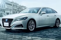 Huyền thoại "xe bộ trưởng" Toyota Crown sắp sang tuổi 65