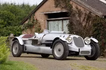 Meteor 27-liter V12 Special bị động cơ xe tăng, chạy 328km/h