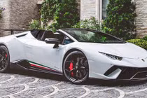 Lamborghini Huracan Performante chốt giá 16 tỷ tại Hồng Kông 