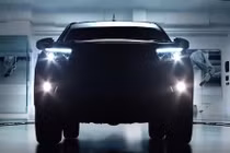 Toyota hé lộ “tất tần tật” về Hilux Revo hoàn toàn mới