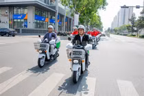 "Soi" loạt xe máy điện Honda Benly e: làm giao hàng tại Việt Nam