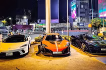 Bộ 3 siêu xe McLaren tiền tỷ "hàng thửa" đọ dáng ở Sài Gòn