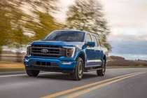 Ford triệu hồi 870.000 chiếc F-150 lỗi phanh tay khi đang chạy