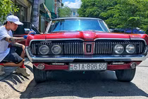 Rapper Việt tậu xế cổ Mercury Cougar 1968 trị giá tỷ đồng