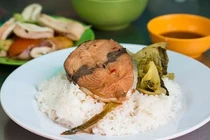 Du khách tố quán ăn ở Khánh Hòa "chặt chém"