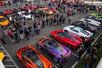 Dàn siêu xe đỉnh cao, "hàng khủng" show hàng tại California