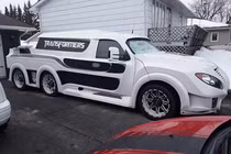 Ngắm chiếc Chevrolet Avalance 2003 độ Transformers 6 bánh siêu dị