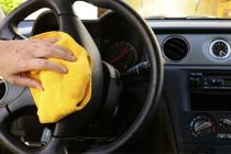 Những mẹo đơn giản giúp cho nội thất xe ôtô như mới
