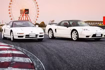 Honda NSX-R đời 2002 bán 408.000 USD, đắt hơn Ferrari 812 "đập hộp"