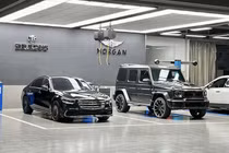 Bộ đôi "xế độ" Brabus hơn 80 tỷ lộ diện trước giờ khai mạc VMS 2022