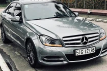 Mercedes-Benz C250 dùng chán bán 695 triệu tại Sài Gòn