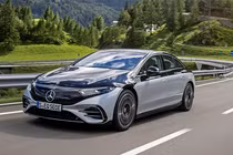 Mercedes-Benz EQS 2022 từ 102.310 USD tại Mỹ, rẻ hơn S-Class