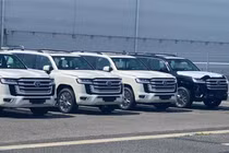 Toyota xin lỗi vì khách mua Land Cruiser 2022 phải chờ tới 4 năm