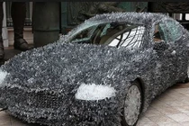 Xe sang Maserati độ vỏ thuỷ tinh như "siêu nhím"