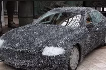 Xe sang Maserati độ vỏ thuỷ tinh như "siêu nhím"