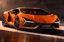 Siêu sedan Lamborghini suýt nữa dòng xe chủ lực của hãng