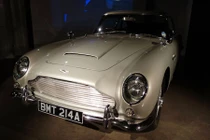 Dàn siêu xe song hành cùng điệp viên 007 “từ cổ chí kim“