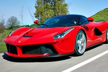 LaFerrari thứ 500 trở thành chiếc xe đắt nhất thế kỷ 21
